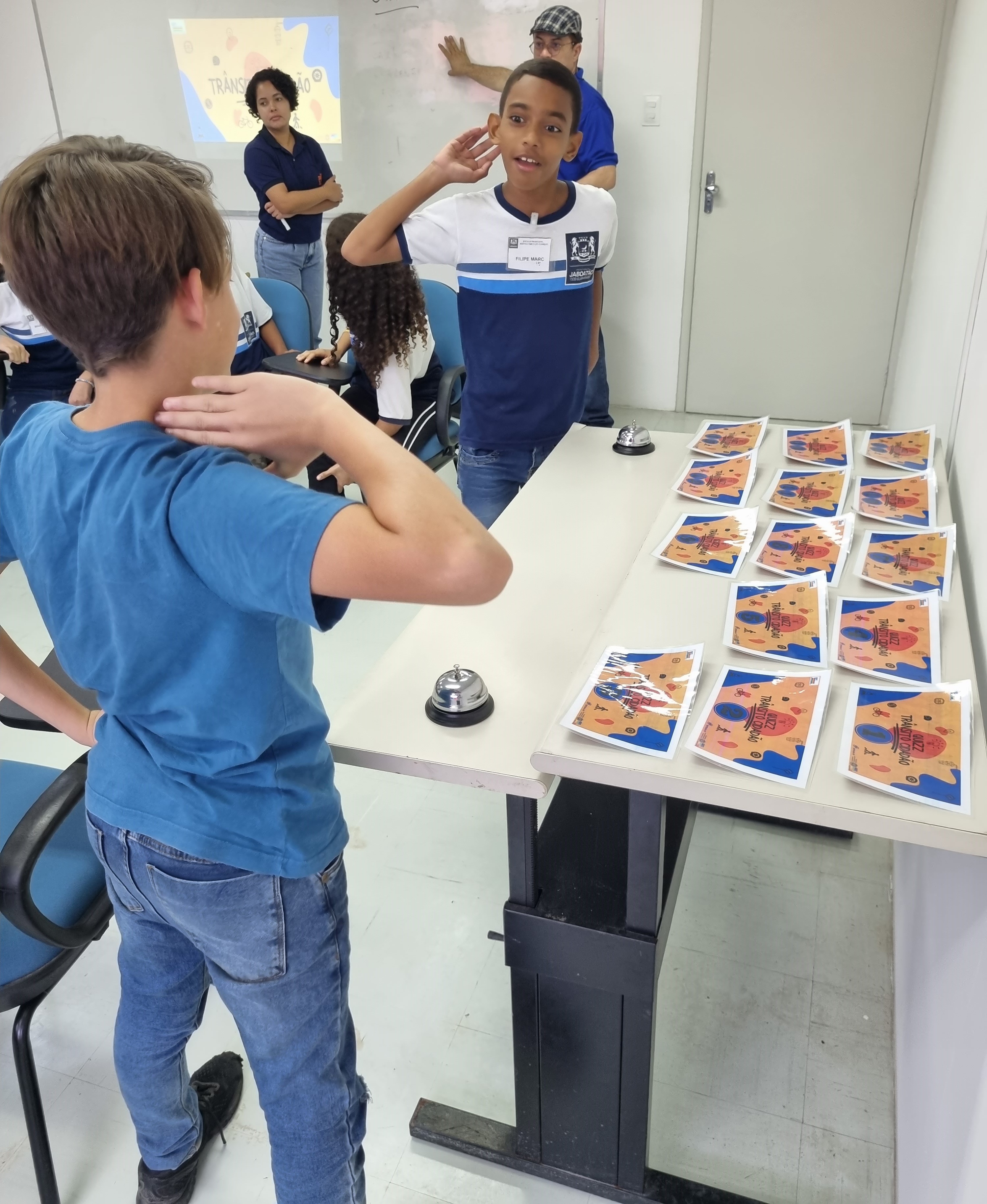 Foto de estudantes em atividade do projeto Trânsito Cidadão