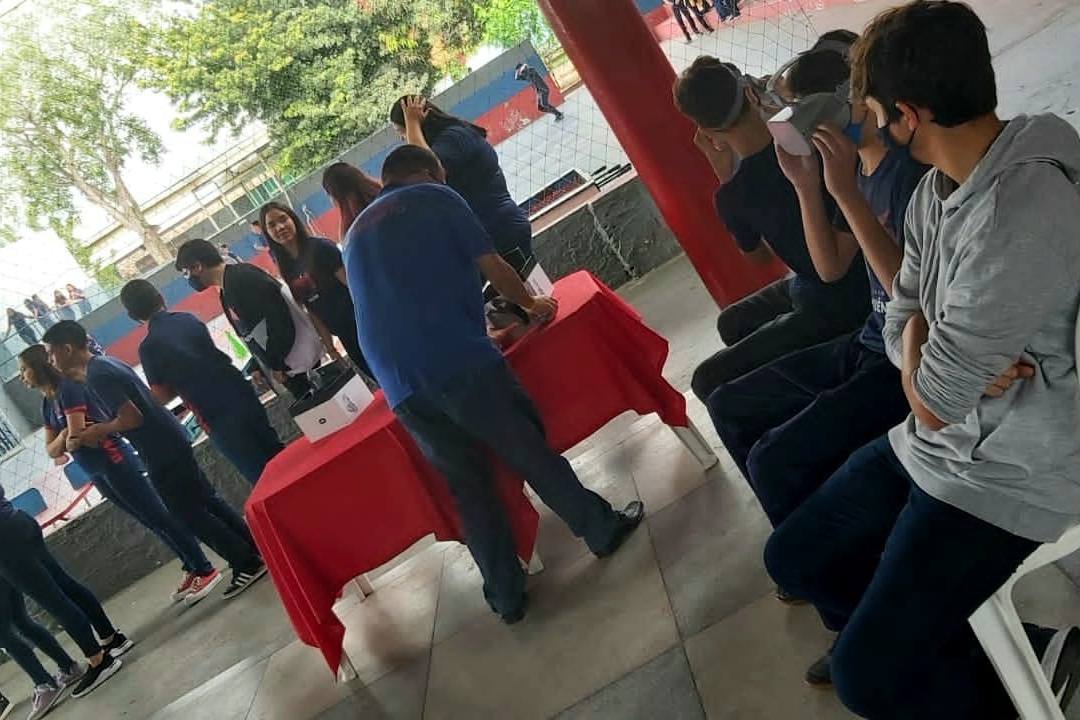 Estudantes em ação do Detran para evitar álcool e direção