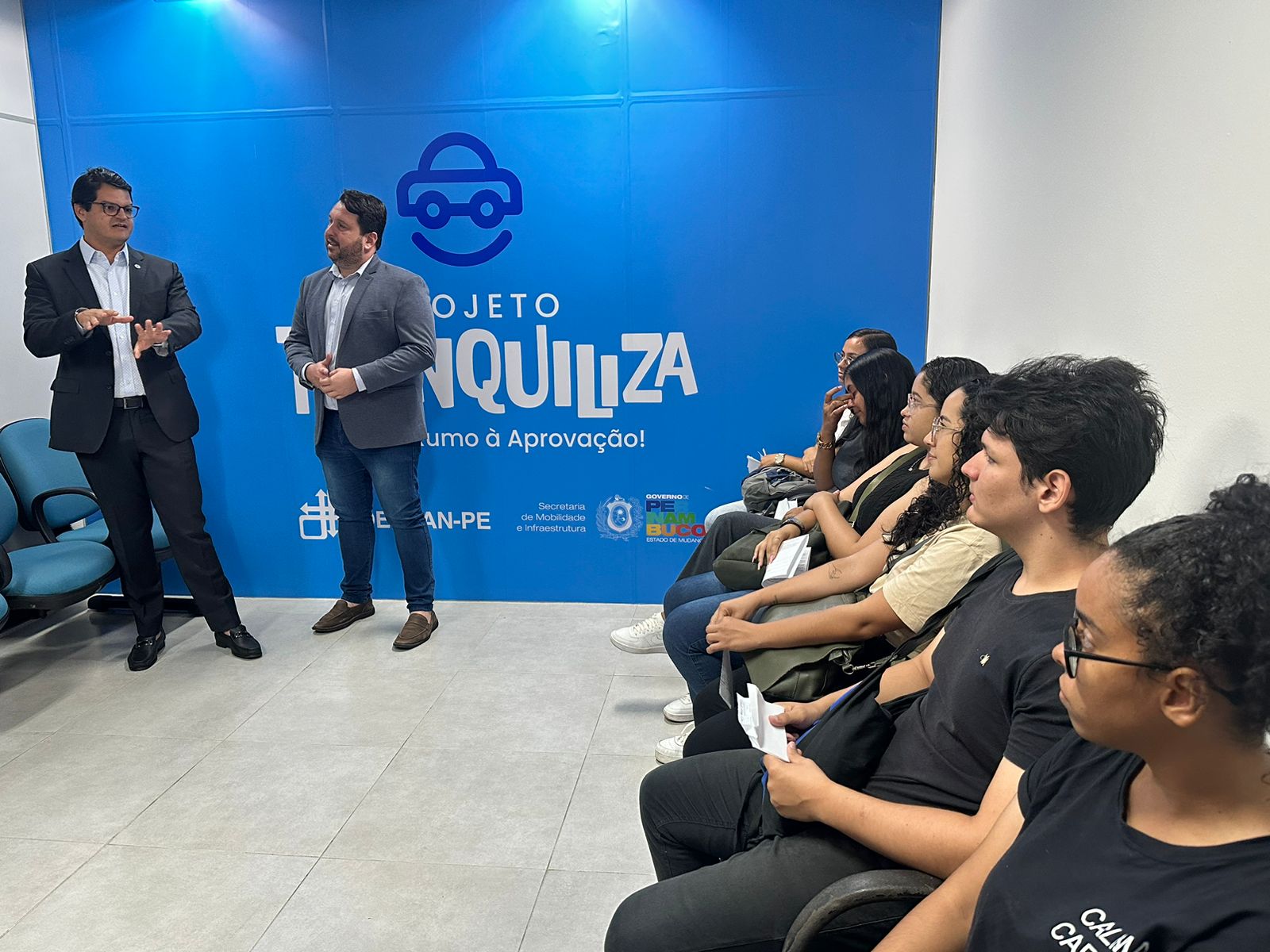Foto dos diretores do Detran-PE no lançamento do programa Tranquiliza